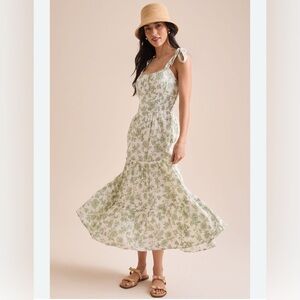 Floral Green and White Summer maxi dress L